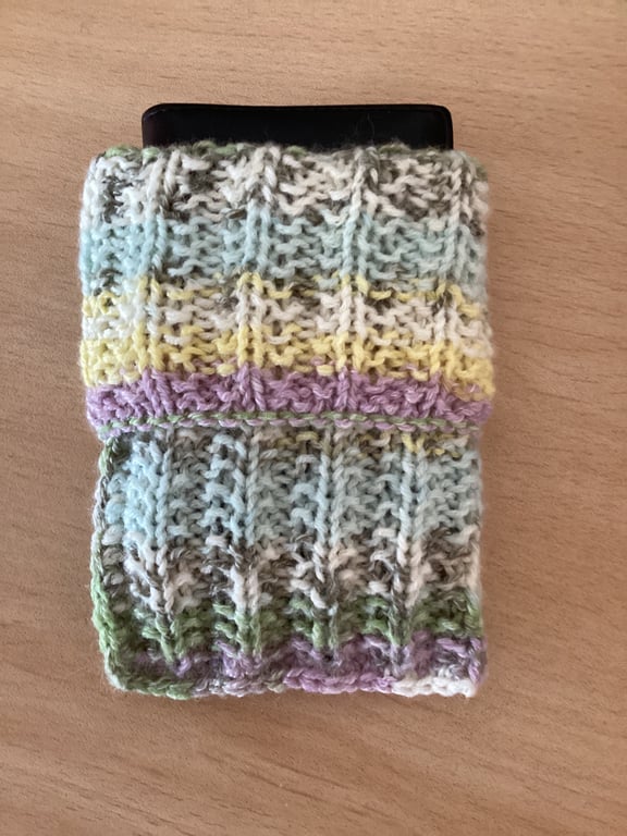 MOBILE PHONE SLEEVE 8x3.5" OR 20x9cm HAND KNITTED IN MULTICOLOURED YARN