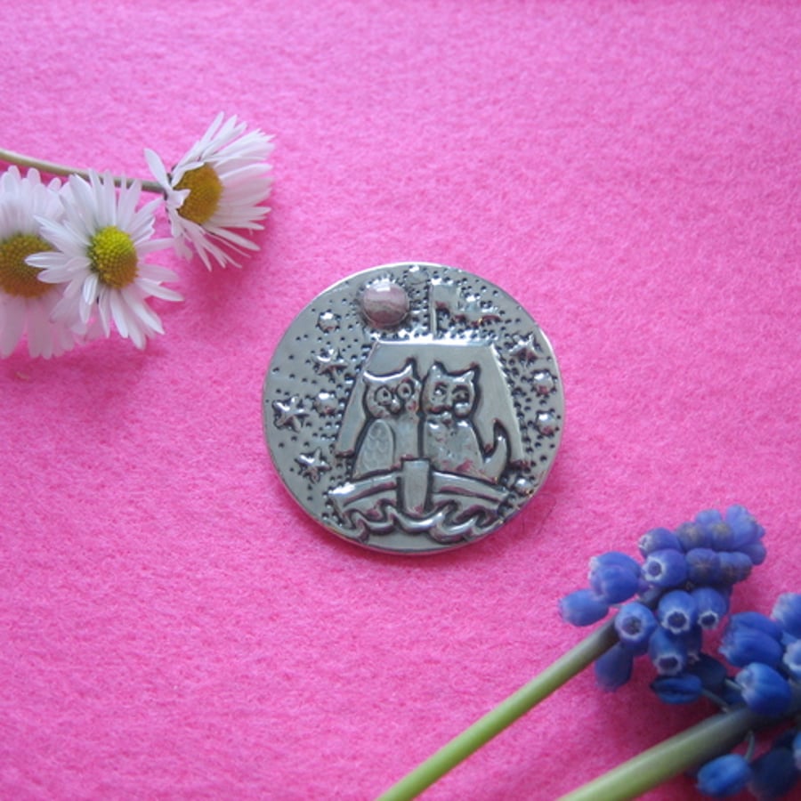 Owl and the Pussycat brooch