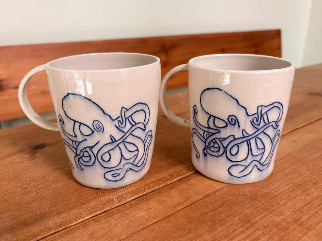 Octopus mugs set of 2