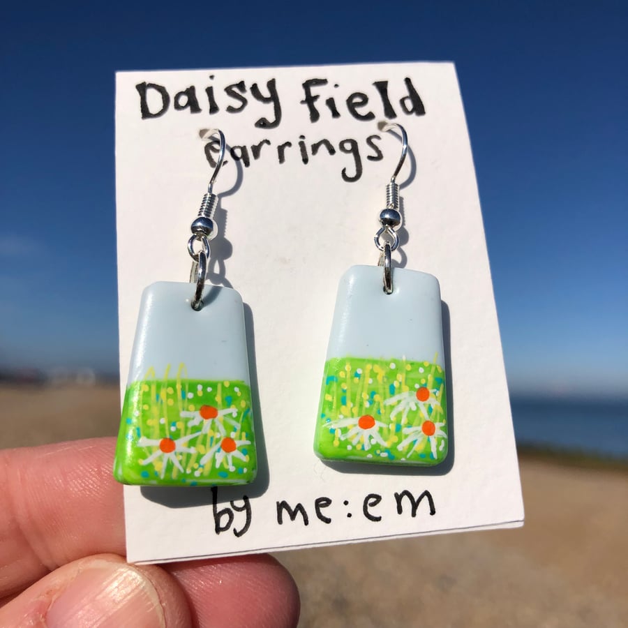 Daisy Field Earrings