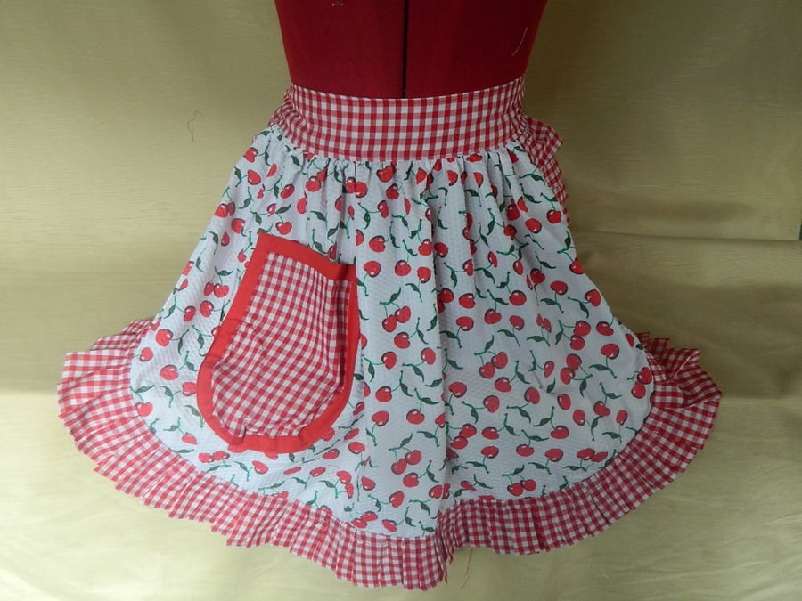 Vintage 50s Style Half Apron Pinny - Red & White - Cherries (Cherry)