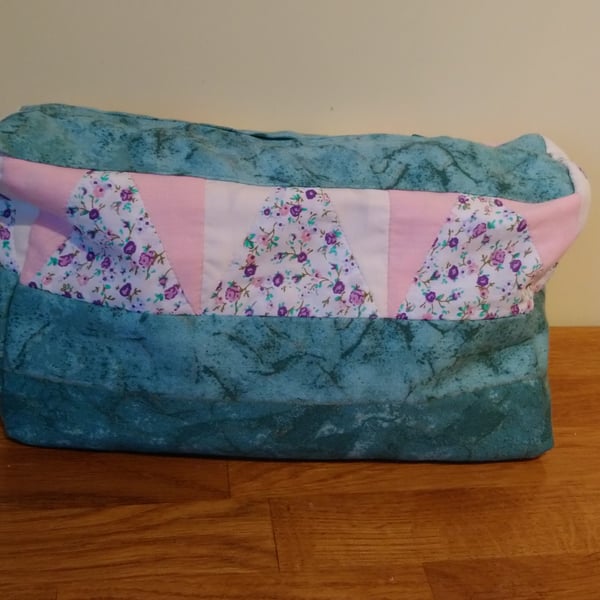 Wash bag, cosmetics bag, make up bag. Patchwork in green, pink and cream