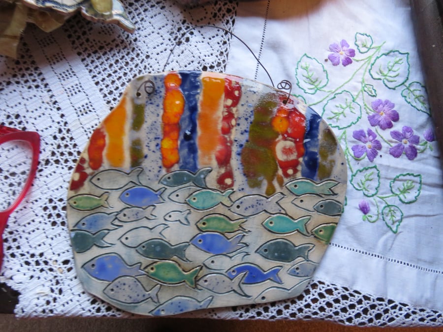 Rainbow sea fish hanger