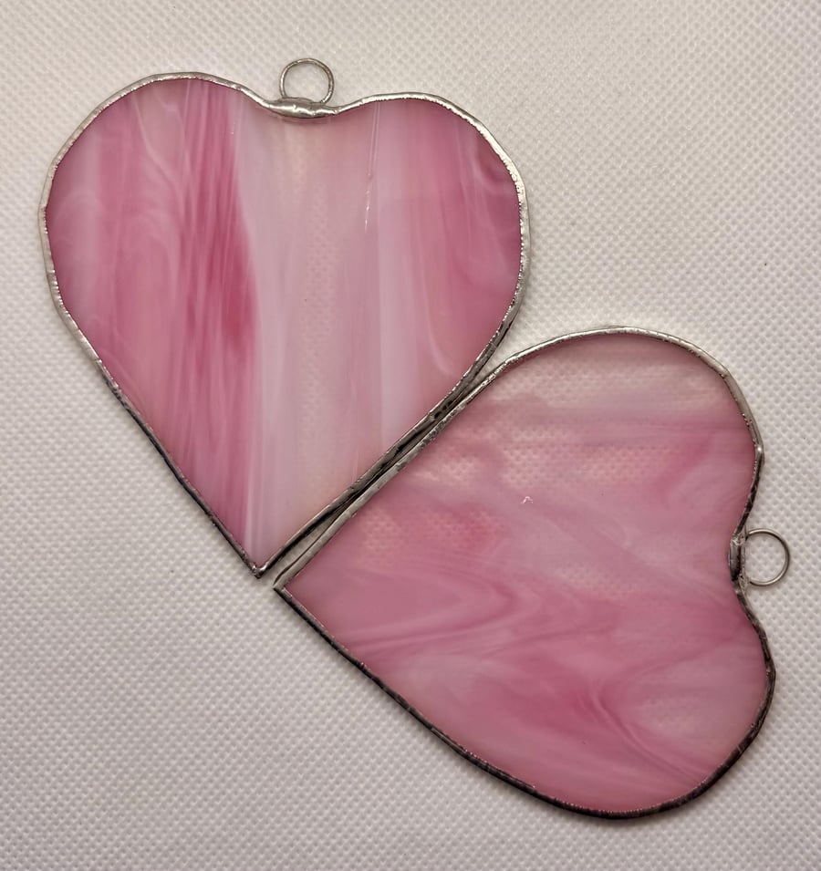 Stained glass pair of hearts in multi-pink glass - very attractive (medium size)