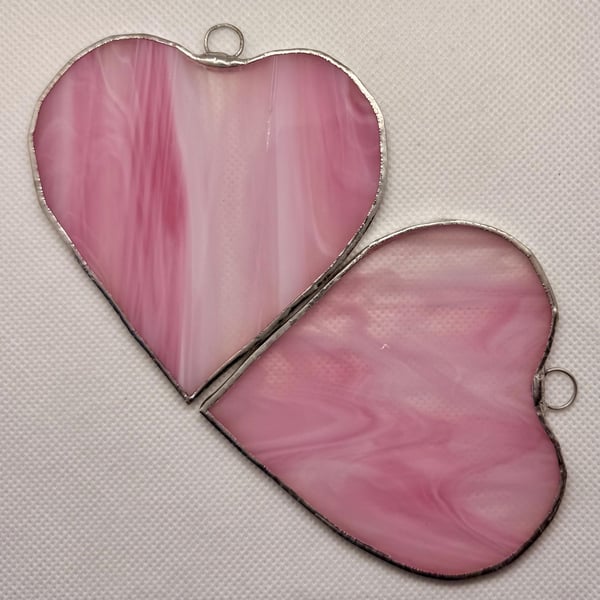 Stained glass pair of hearts in multi-pink glass - very attractive (medium size)