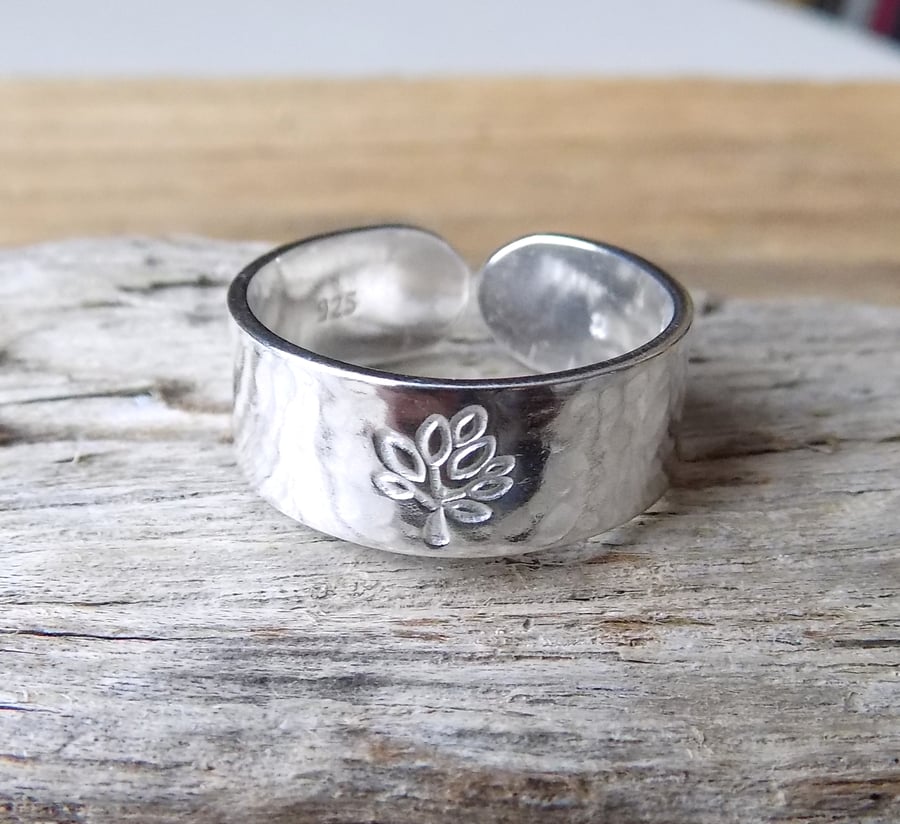 Adjustable ,expandable sterling silver tree of life ring 