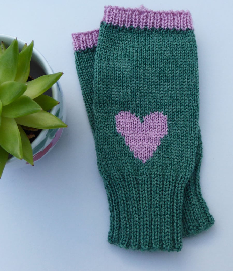 Fingerless Gloves with Pink Heart design knitted in green wool