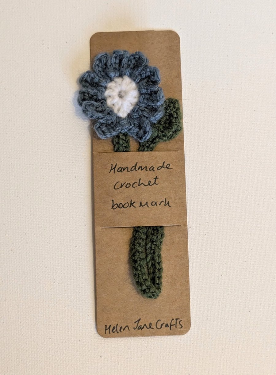 Handmade crochet flower bookmark - dark green