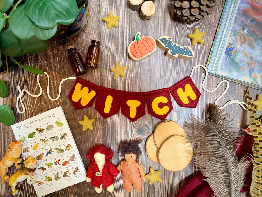 Witch Magic School Red & Gold House Colours Mini Bunting Garland
