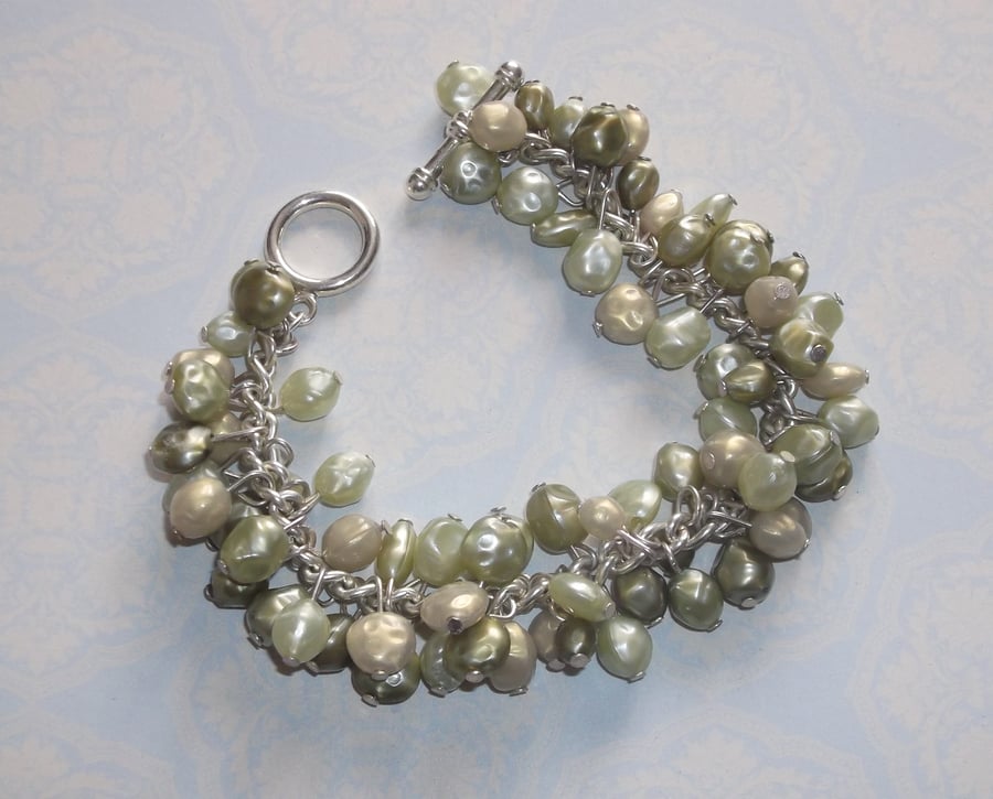 Pearly green charm bracelet