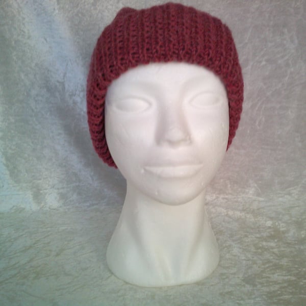 Adult Hat with Cable Design