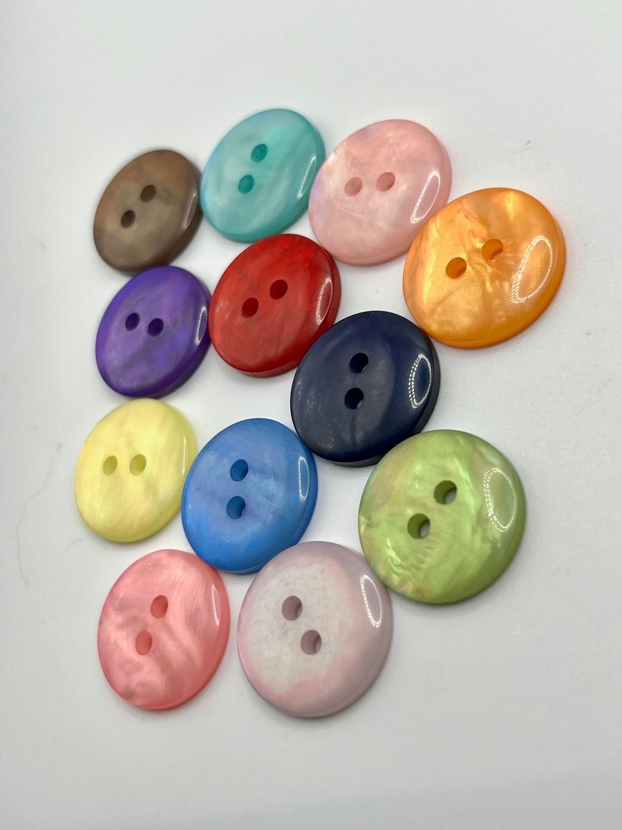 12 Pearl Effect Buttons, Mixed Colours, 15mm Wide, Round, One Each of 12 Colours
