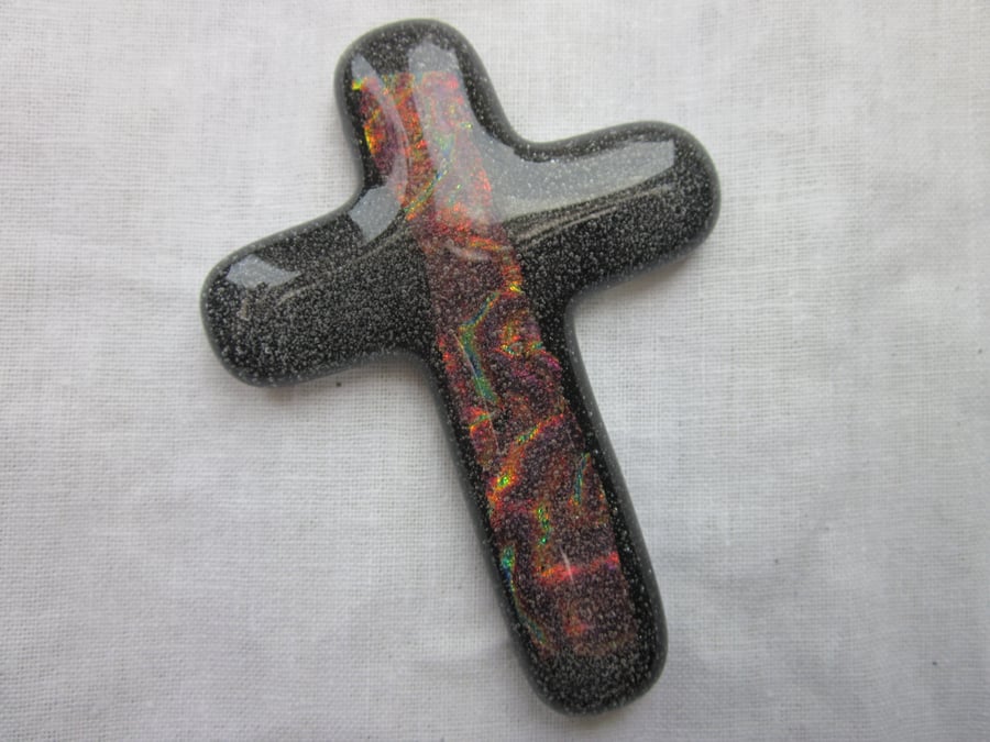 Handmade cast glass holding cross - Refining fire