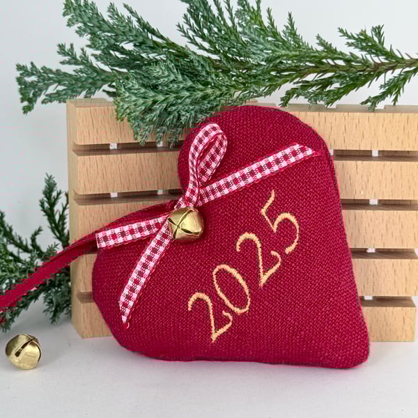 CHRISTMAS 2025 HEART - dark red linen, gold embroidery