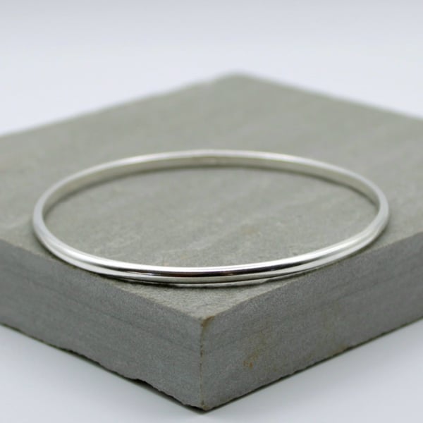 Solid Silver Bangle