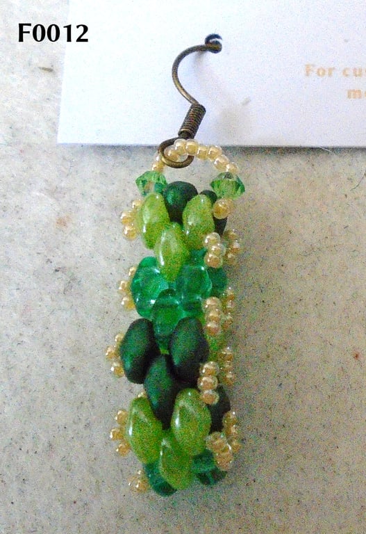 Brickwork-pattern bead earrings (customisable)