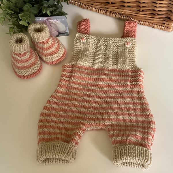 Baby Designer Stripey Rompers & Matching Booties Set 0-3 months size