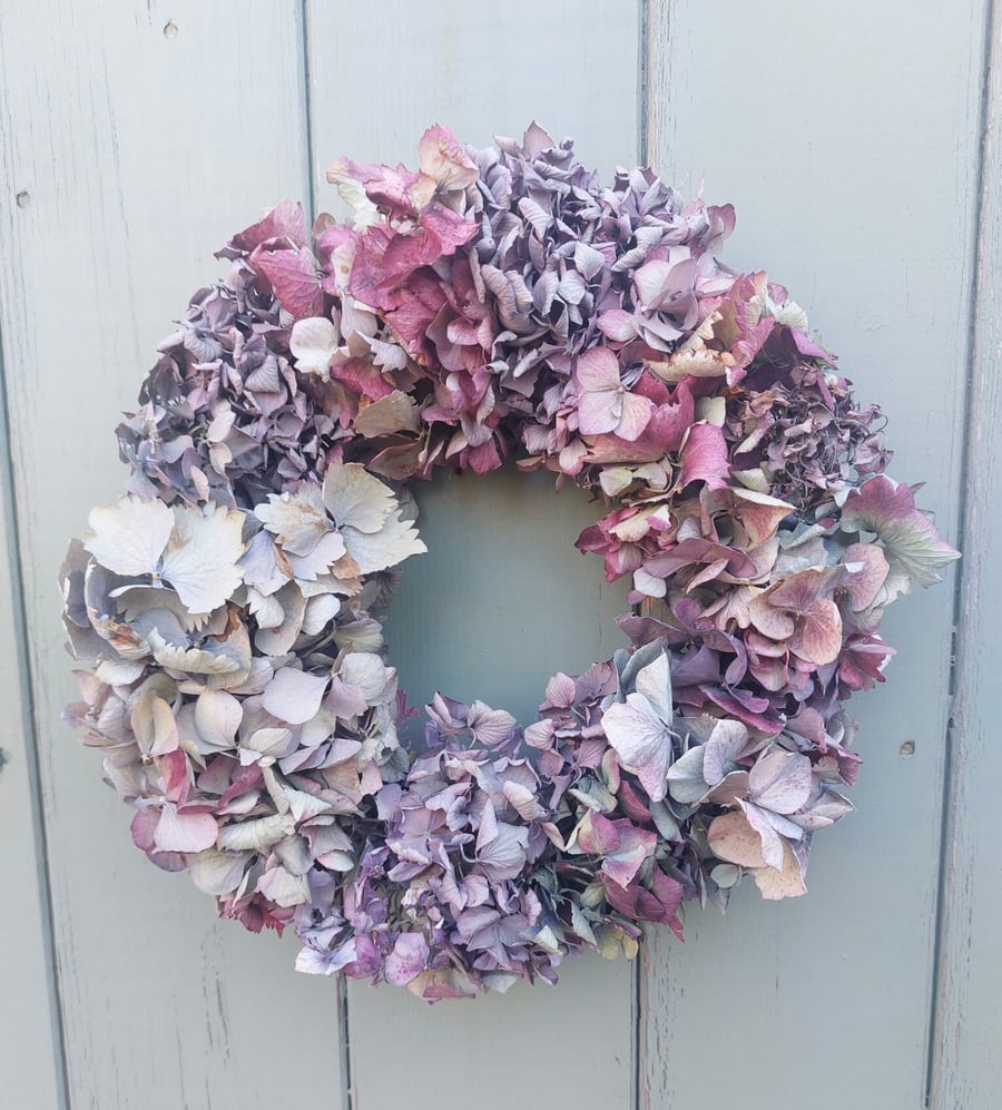 Dried Hydrangea Wreath. 26cm Diameter. Handmade.