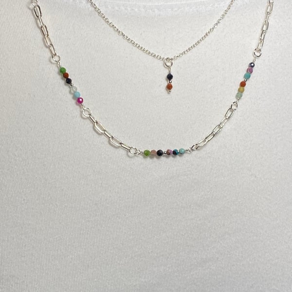 Set of 2 layering chain necklaces with multicoloured faceted gemstones