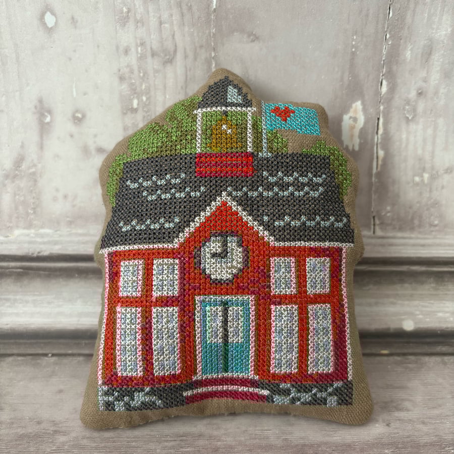 Seasons of the Year - Autumn School House Bowl Filler by Carolee Crafts SY 0017 