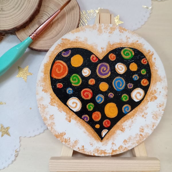 Wooden circular heart painting with easel