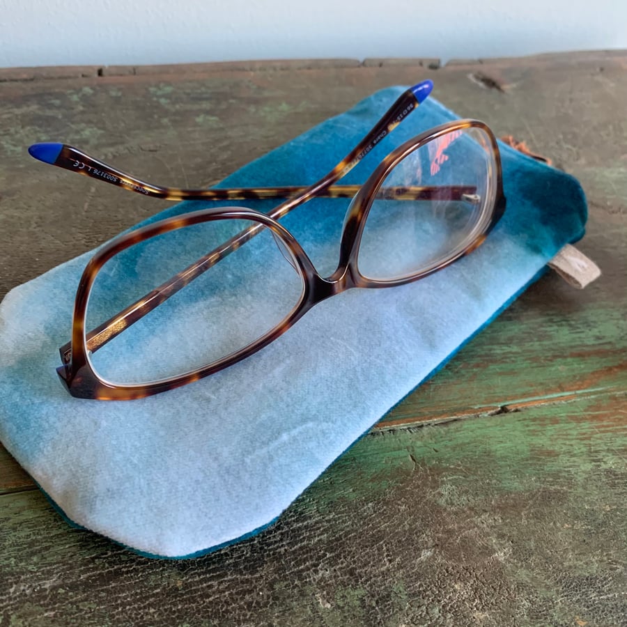 Azure velvet glasses case zip pouch