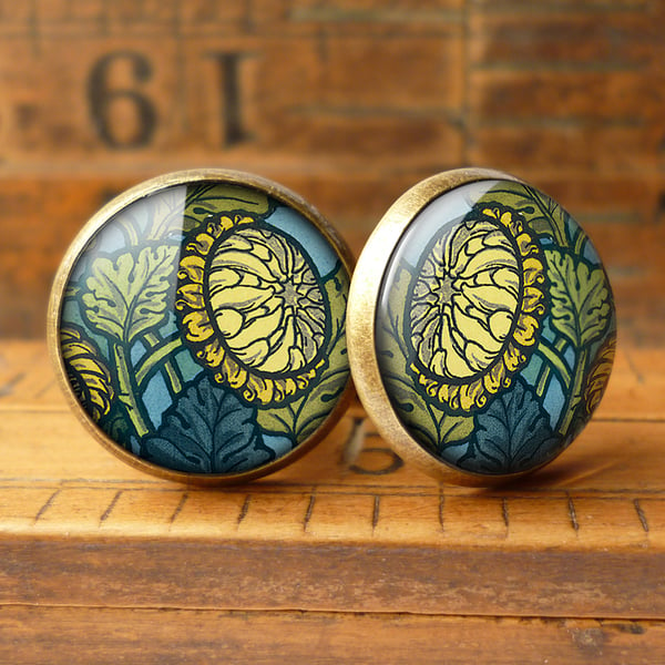 Chrysanthemum Cufflinks (AN06)