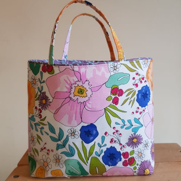 Fabric reusable gift bag: floral design on white