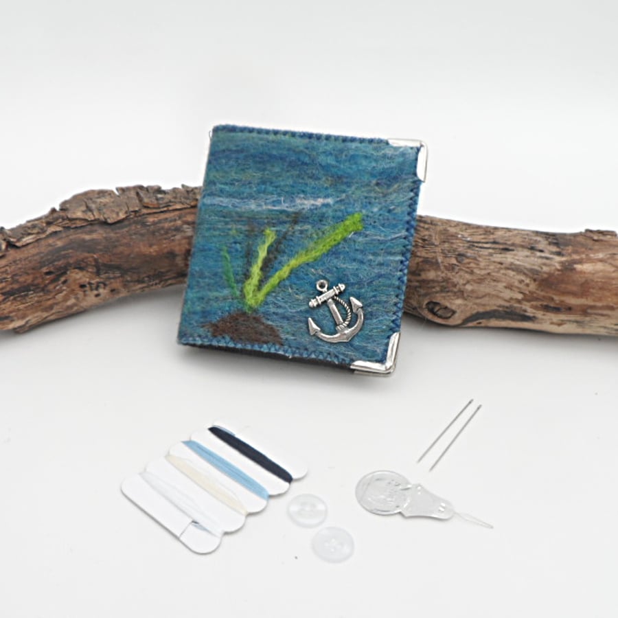 Felt Needle Case, Sewing Kit (accessories included), "under the sea"