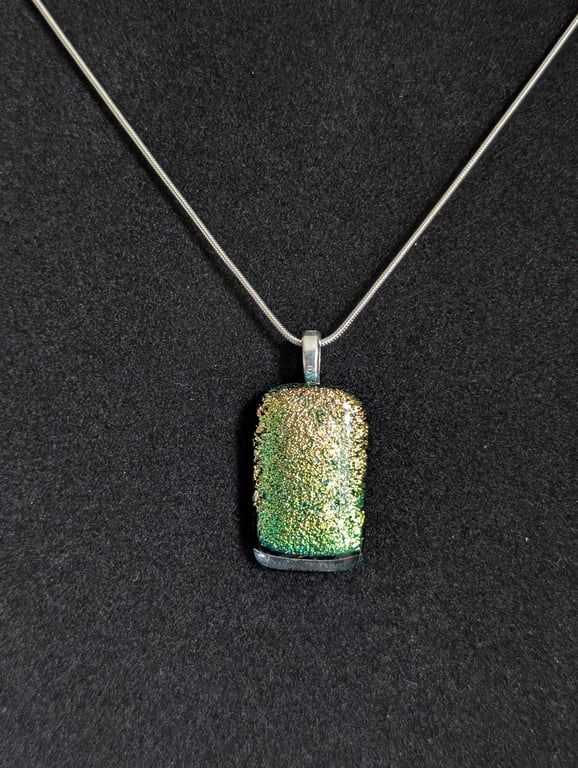New UK Handmade Dichroic Fused Glass Yellow & Green Pendant Necklace 