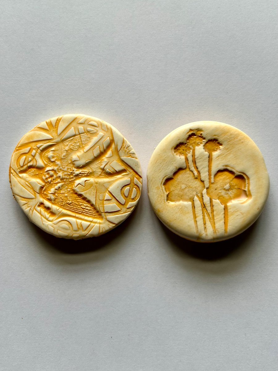 Set of 2 ceramic fridge magnets, keepsakes