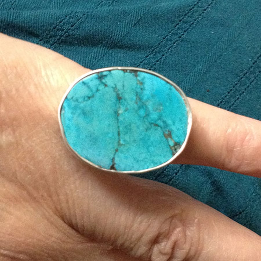 Large Tibetan turquoise and silver ring