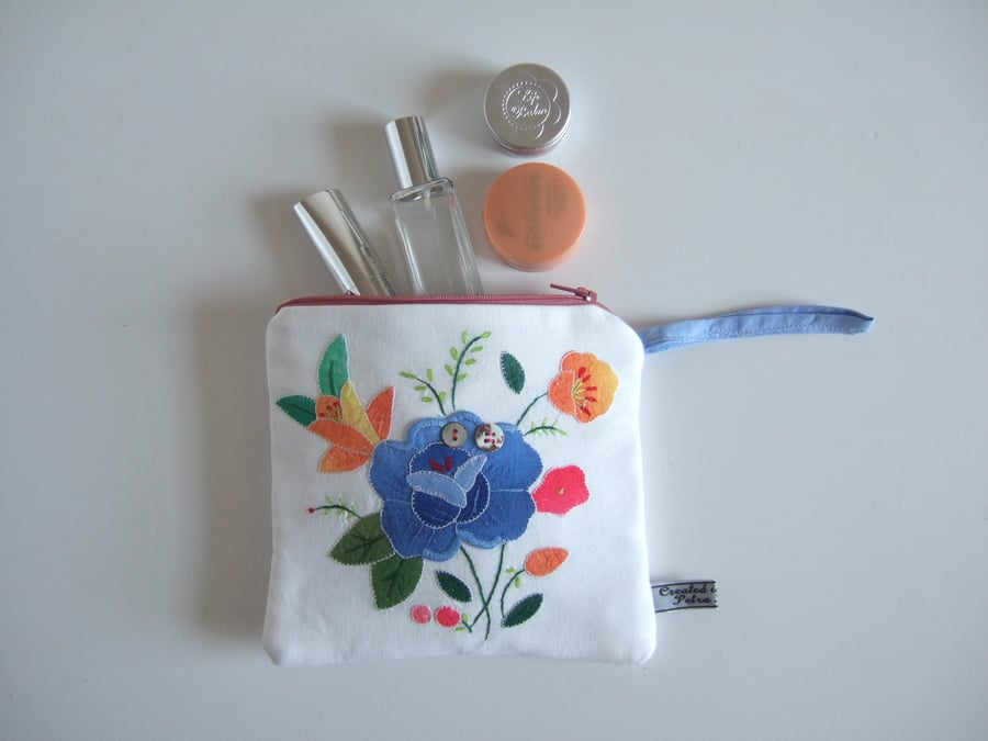 Craft sold Vintage floral applique make up bag or purse.