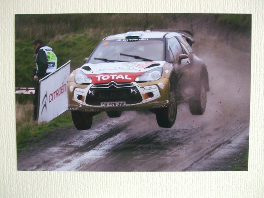 Photographic greetings card of Mikko Hirvonen in a Citroen DS3 WRC.