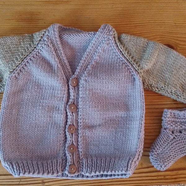 Handmade baby cardigan and bootees set. Size 0-3 months.