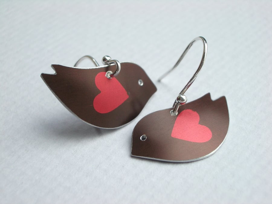 Brown lovebird earrings with red heart wings