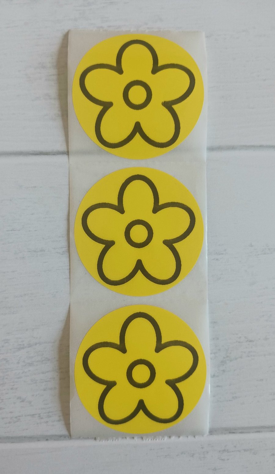 50 'Lazy Daisy' Thermal Printed Stickers (84Y) 
