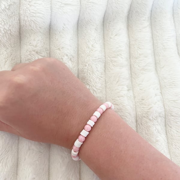 Pink and White Pearl Bracelet