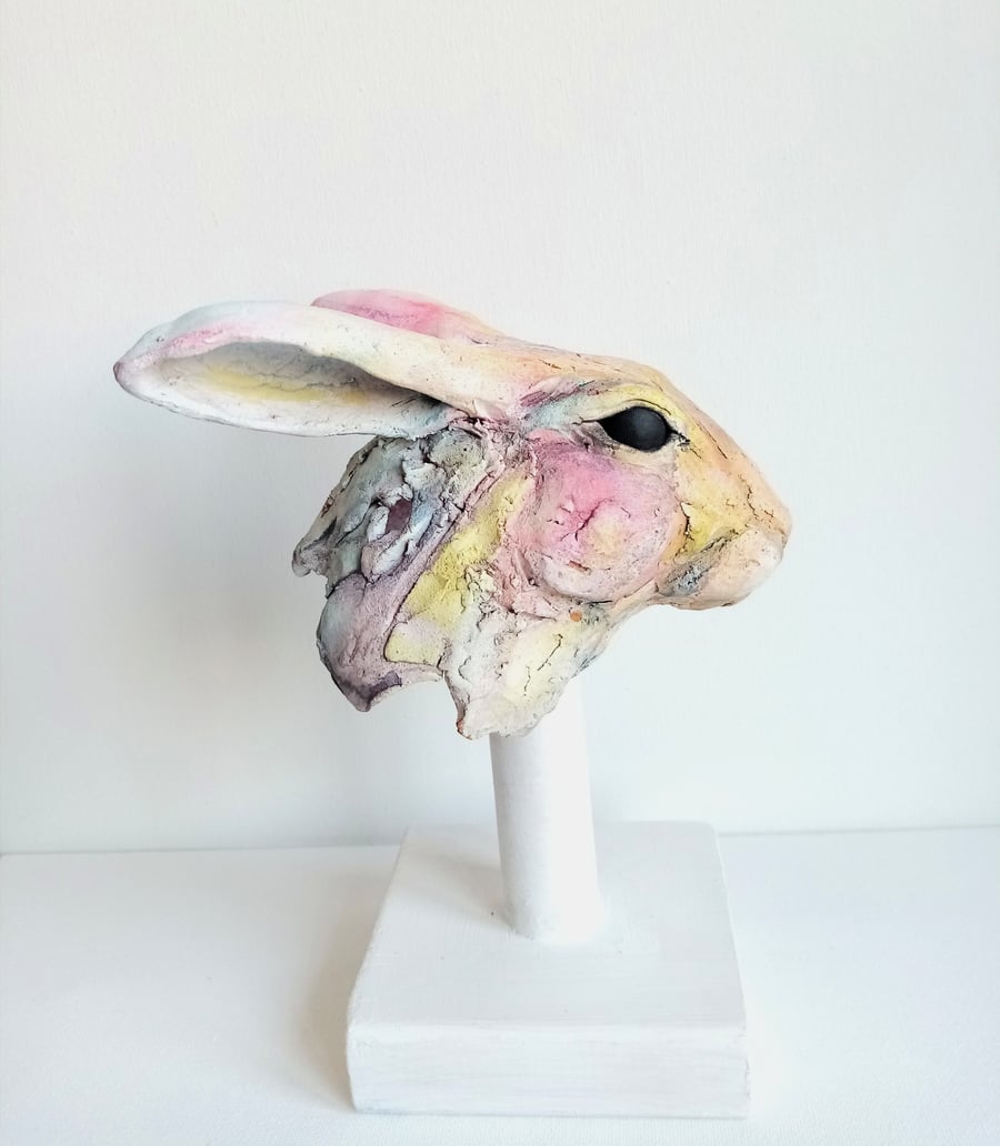 Hare head sculpture 