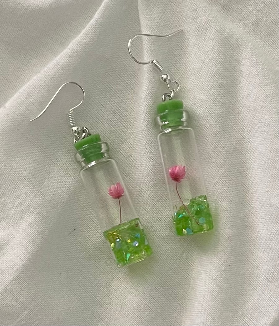 Flora - green fairytale earrings