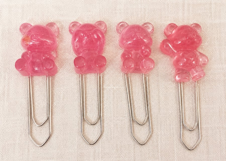 Handmade resin paperclip bear bookmarks