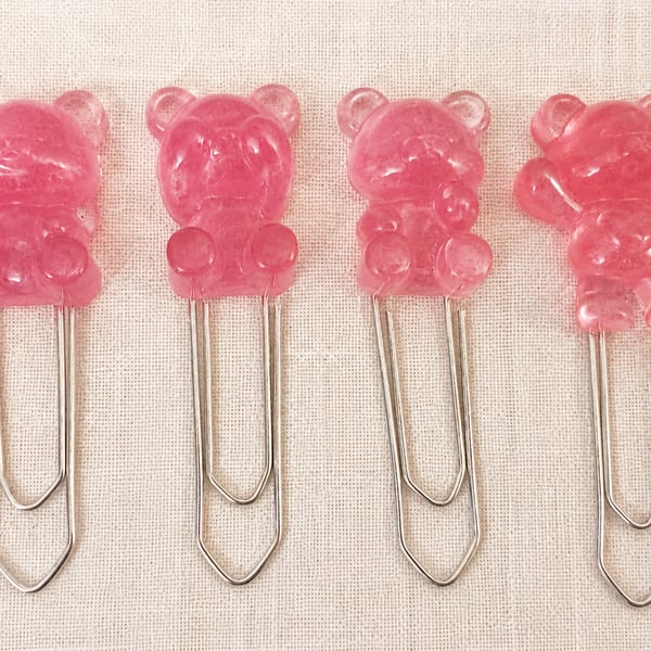 Handmade resin paperclip bear bookmarks