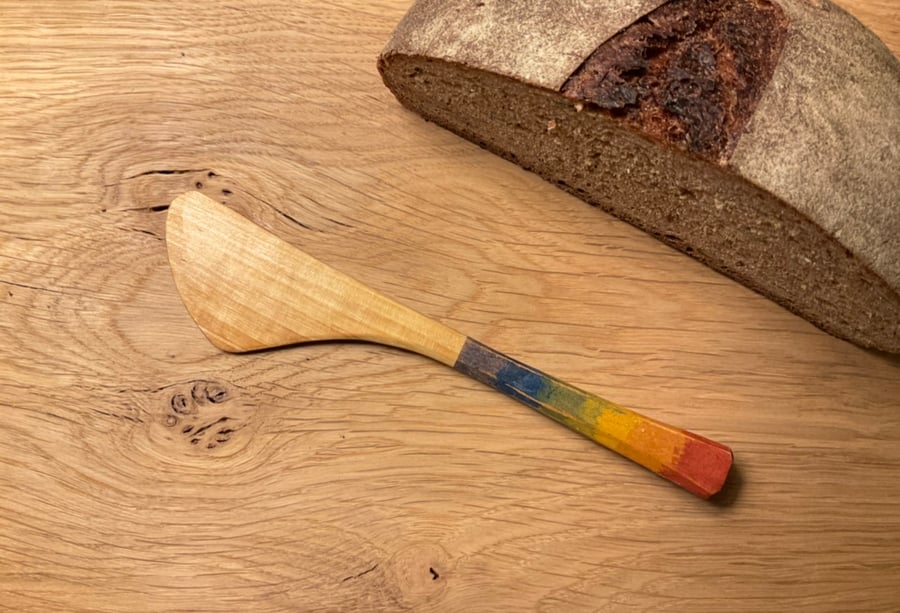 Rainbow Coloured Birch Wood Spreader