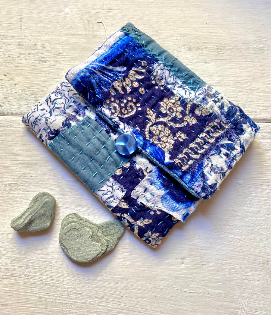 Practical and useful gift, versatile vanity pouch