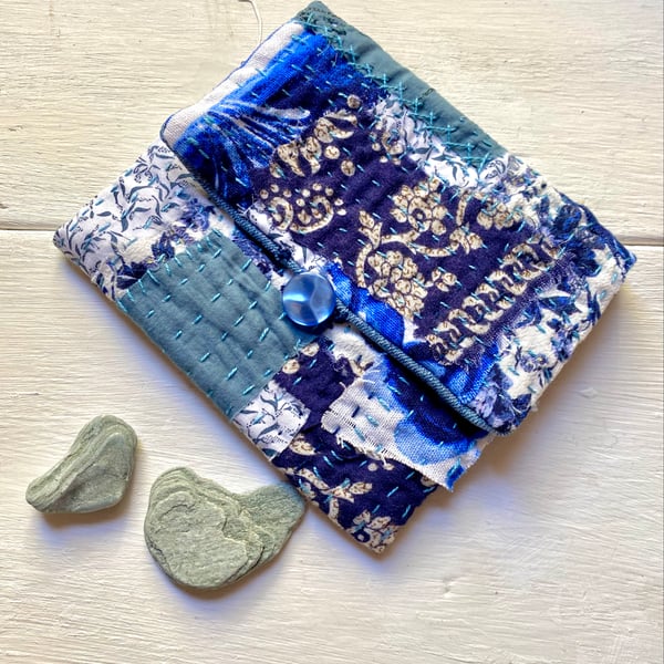 Practical and useful gift, versatile vanity pouch