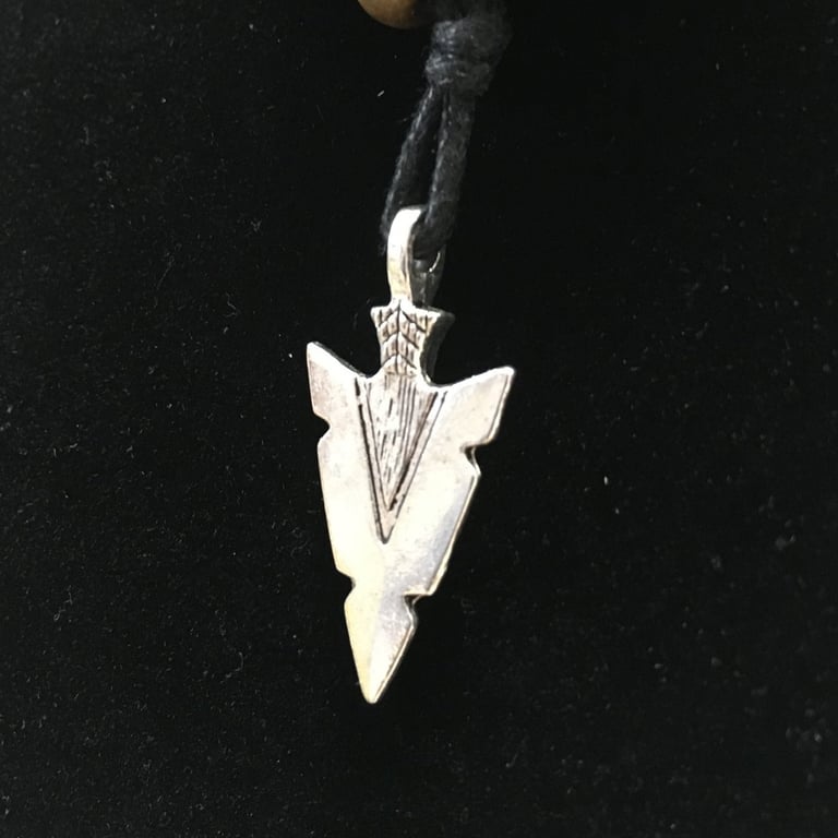Silver Arrowhead Necklace DnD Magical Item