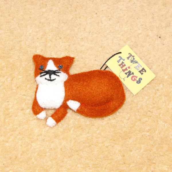 Ginger Felt Cat Brooch