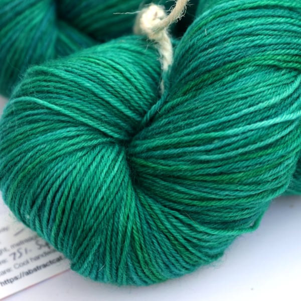 SALE: Magic Potion - Superwash merino-nylon 4 ply yarn