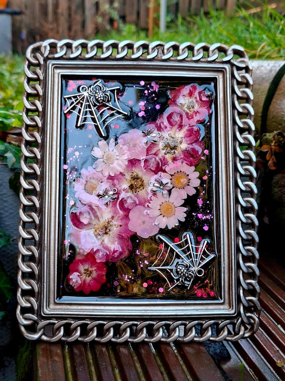 Chain rope upcycled resin photo frame Valloween Valentines Goth spider Emo Punk