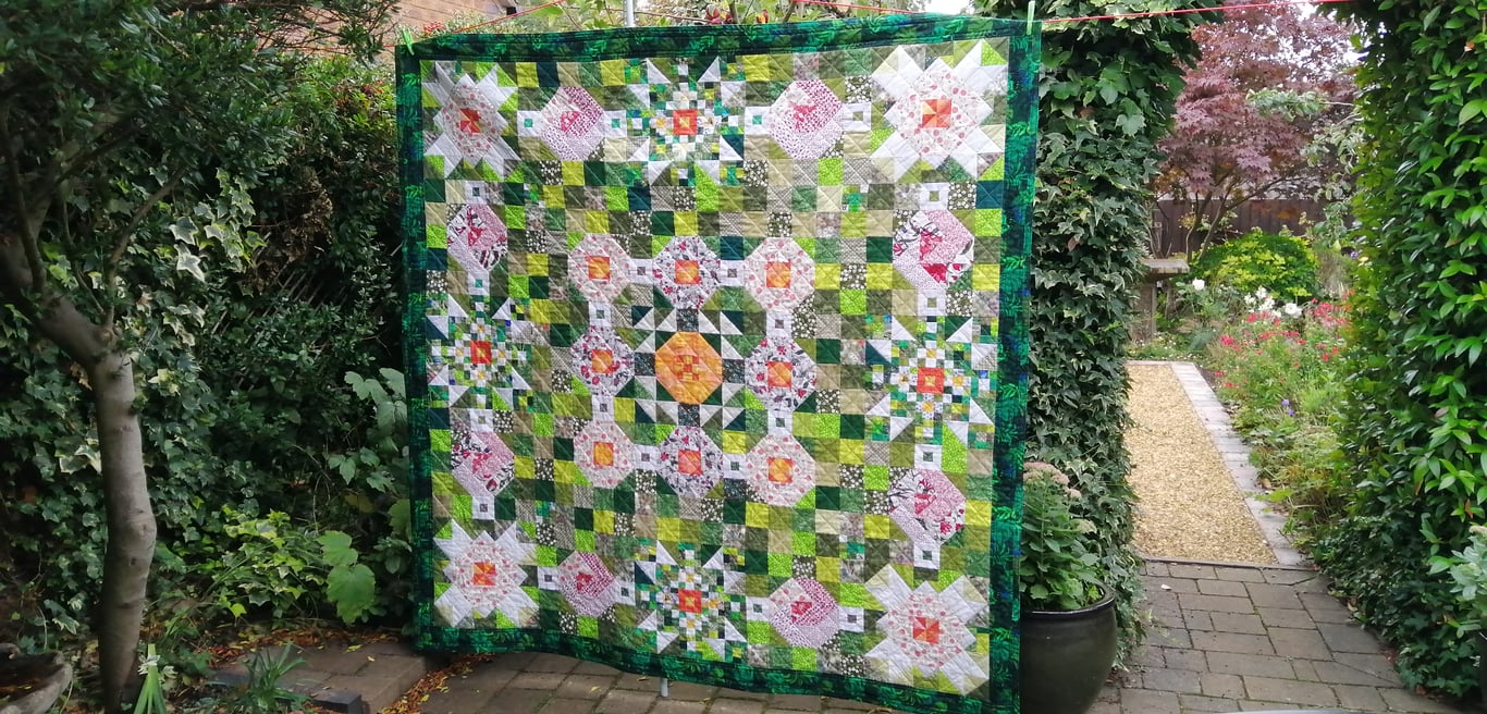 Handmade Patchwork Quilt by Diane Davis The Green Wonder Quilt 67" Square170cm  